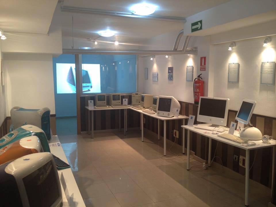 Little-Apple-Museum-El-primer-museo-de-Apple-1